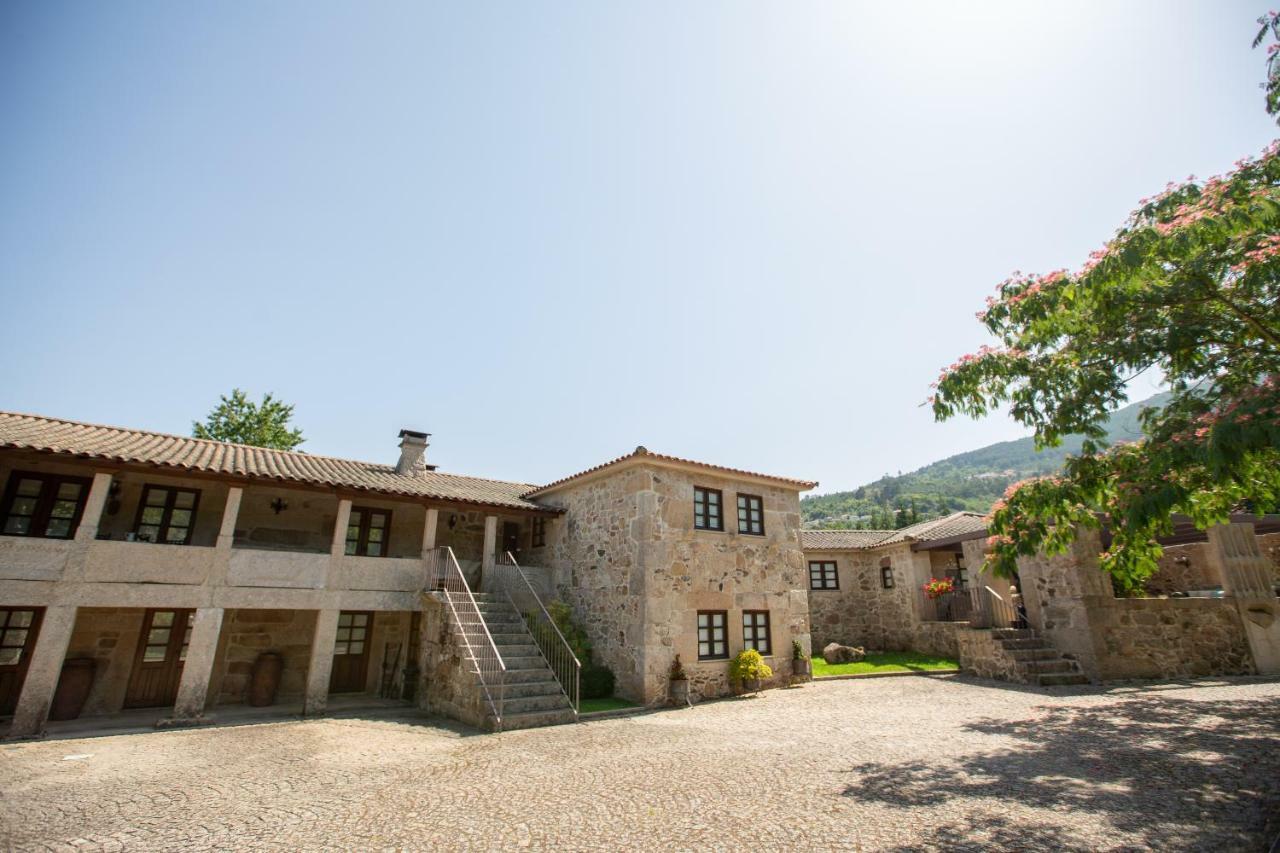 Casa Do Sobrado Hotel Vila Real Luaran gambar